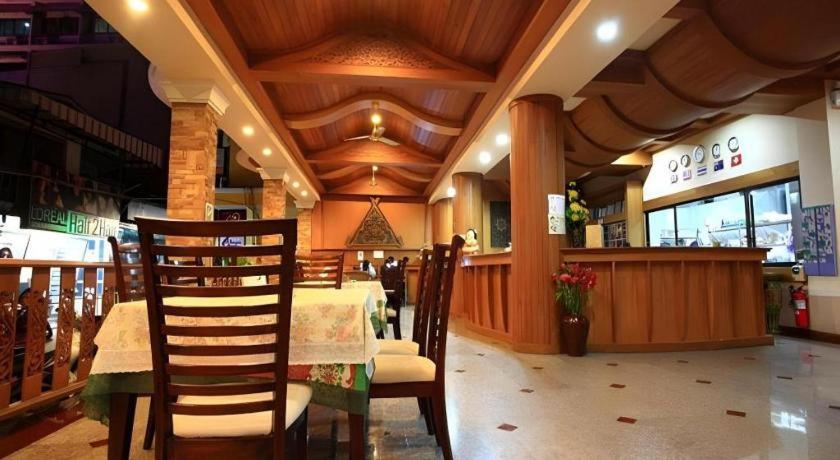 P.72 Hotel Pattaya Exterior foto